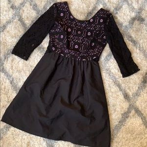 Black lacy dress